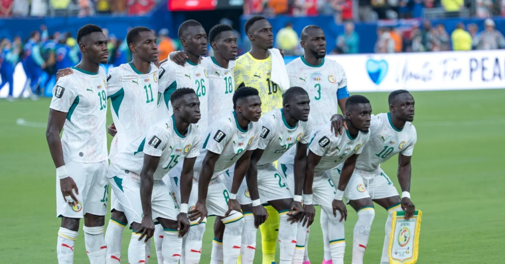 Le sélectionneur Pape Thiaw met 7 joueurs à l’écart