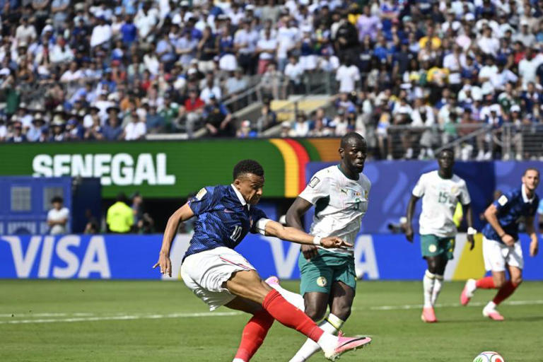 Le Trionda contesté après un but de Mbappé face à Mendy