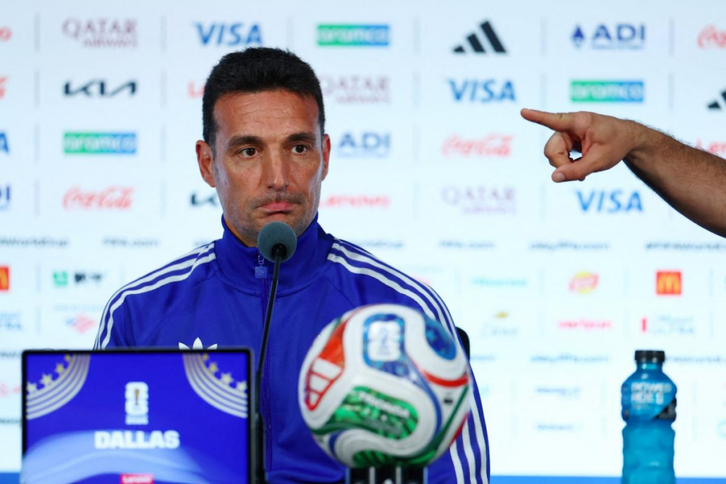 Scaloni répond cash aux accusations de favoritisme contre l’Argentine