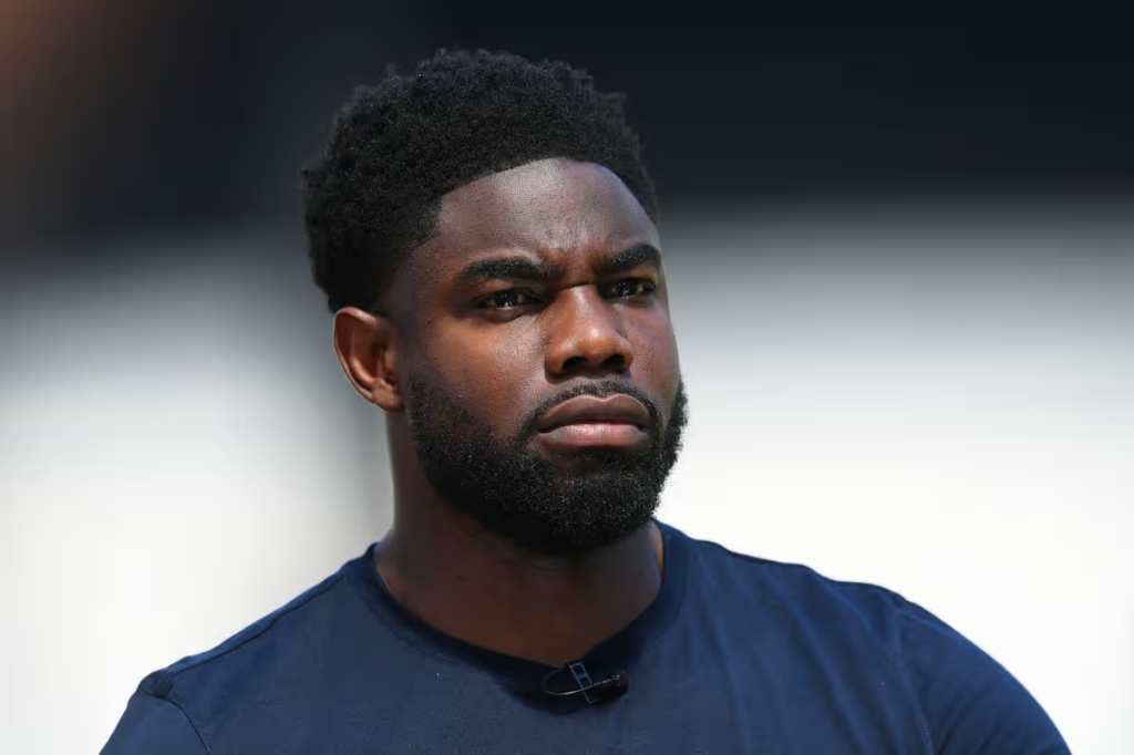 Le football en deuil : Richards annonce une triste nouvelle