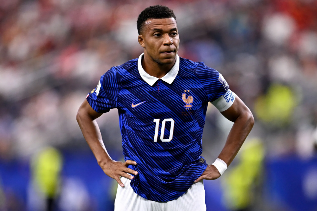 La lettre émouvante de Mbappé qui touche les Français