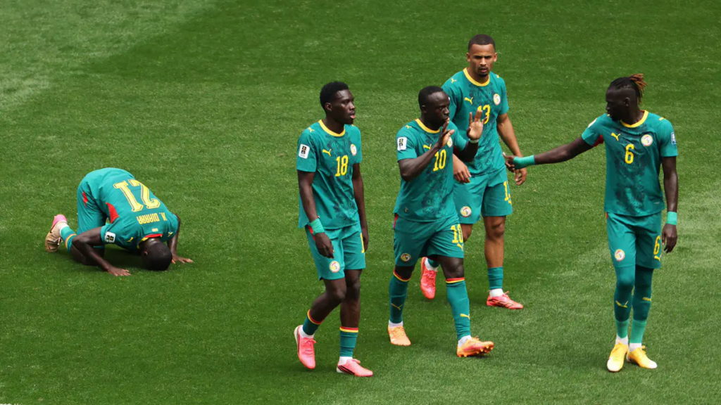 Défaite du Sénégal : Alan Shearer sort du silence